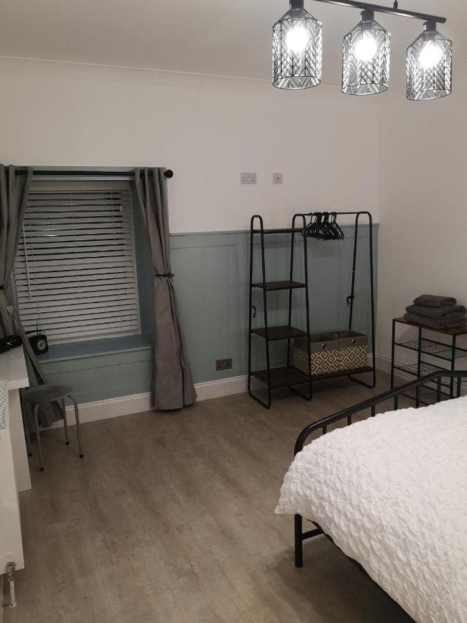 Great Glen Way Canal Side Apartment Inverness Ngoại thất bức ảnh